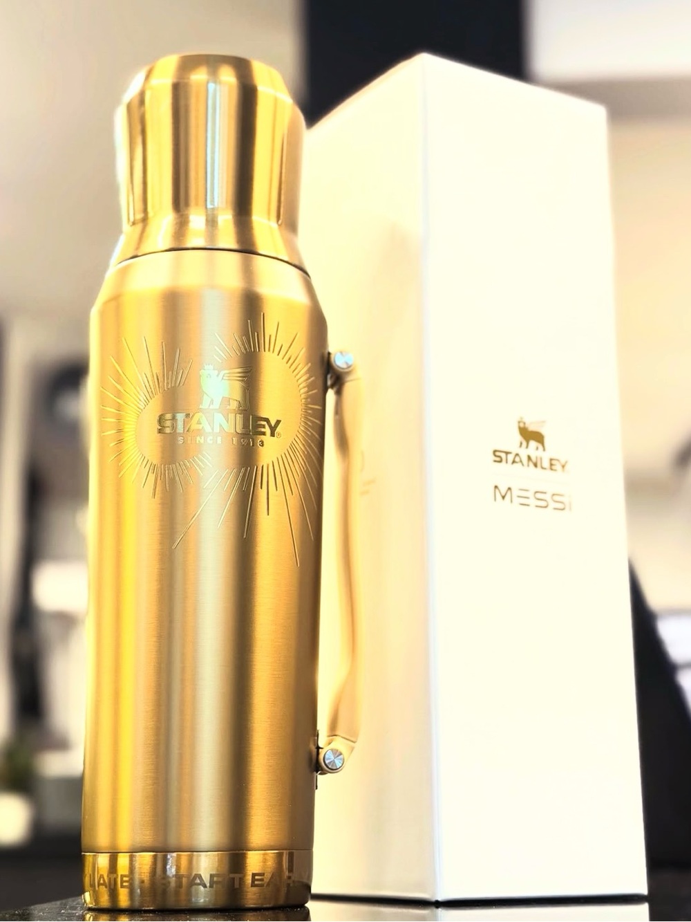🏆MESSI LEGACY Stanley Gold Insulated Bottle and Matching Mate Cup SET - Picture 2 of 16